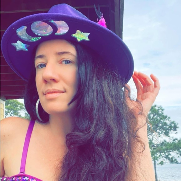 Accessories - Sun catcher, Mardi Gras, Festive James Brown hat ❤️☀️